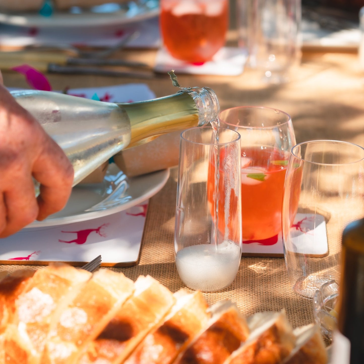 Rowdy Crowd Family Combination Pack, 4 Wine & 4 Champagne Pieces