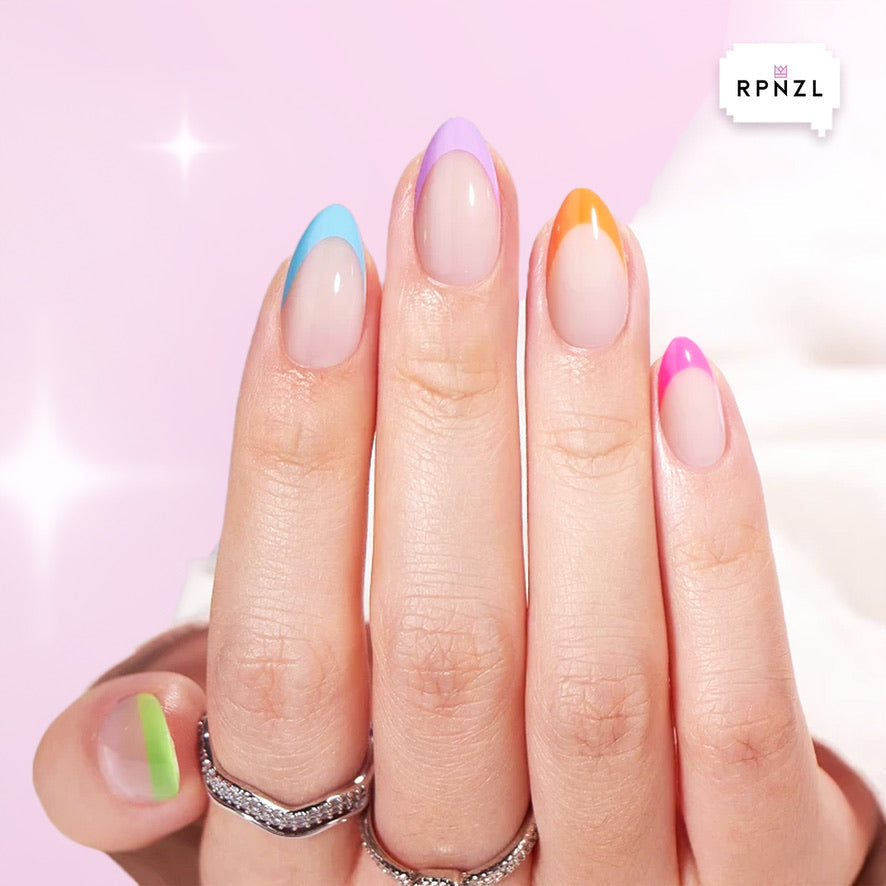 
                      
                        4 Press-on Nails Kit Surprise Bundle
                      
                    