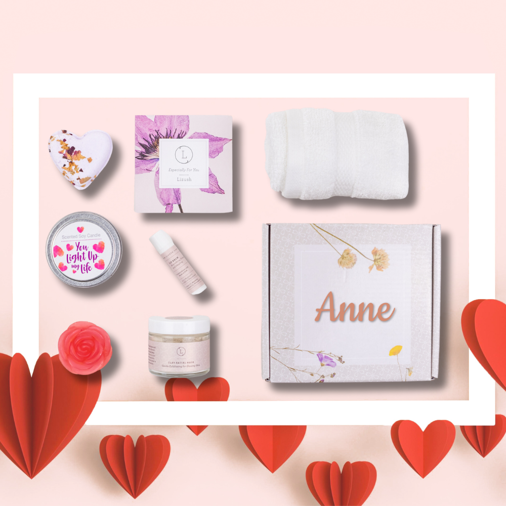 
                      
                        Cute LOVE Special Gift Box, Natural Skincare Gift Box, Mother's Day Gift, BFF, Sister
                      
                    